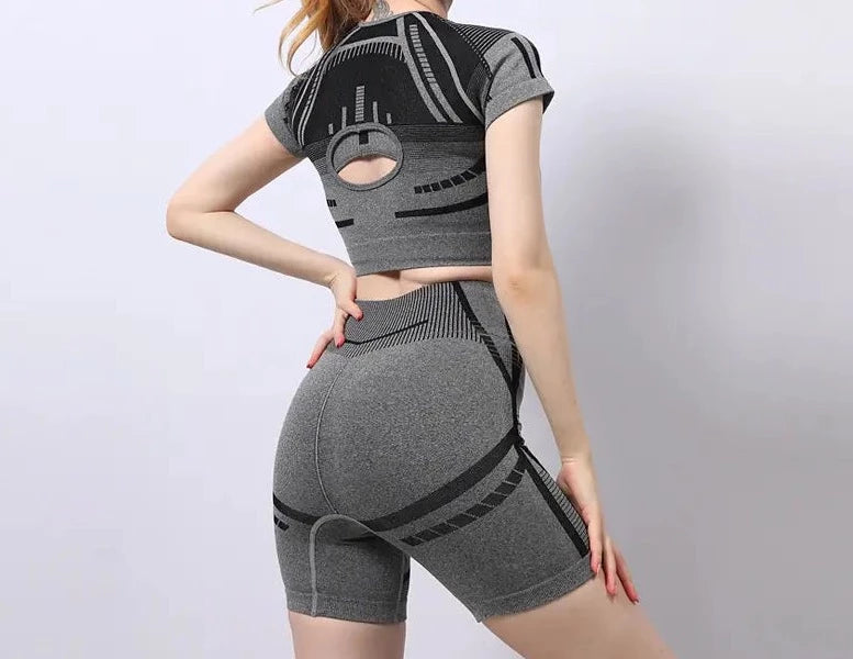 High Quality Sport Woman Clothes Hollow Out Crop Top Gym Leggings Seamless Workout Sets SS2341