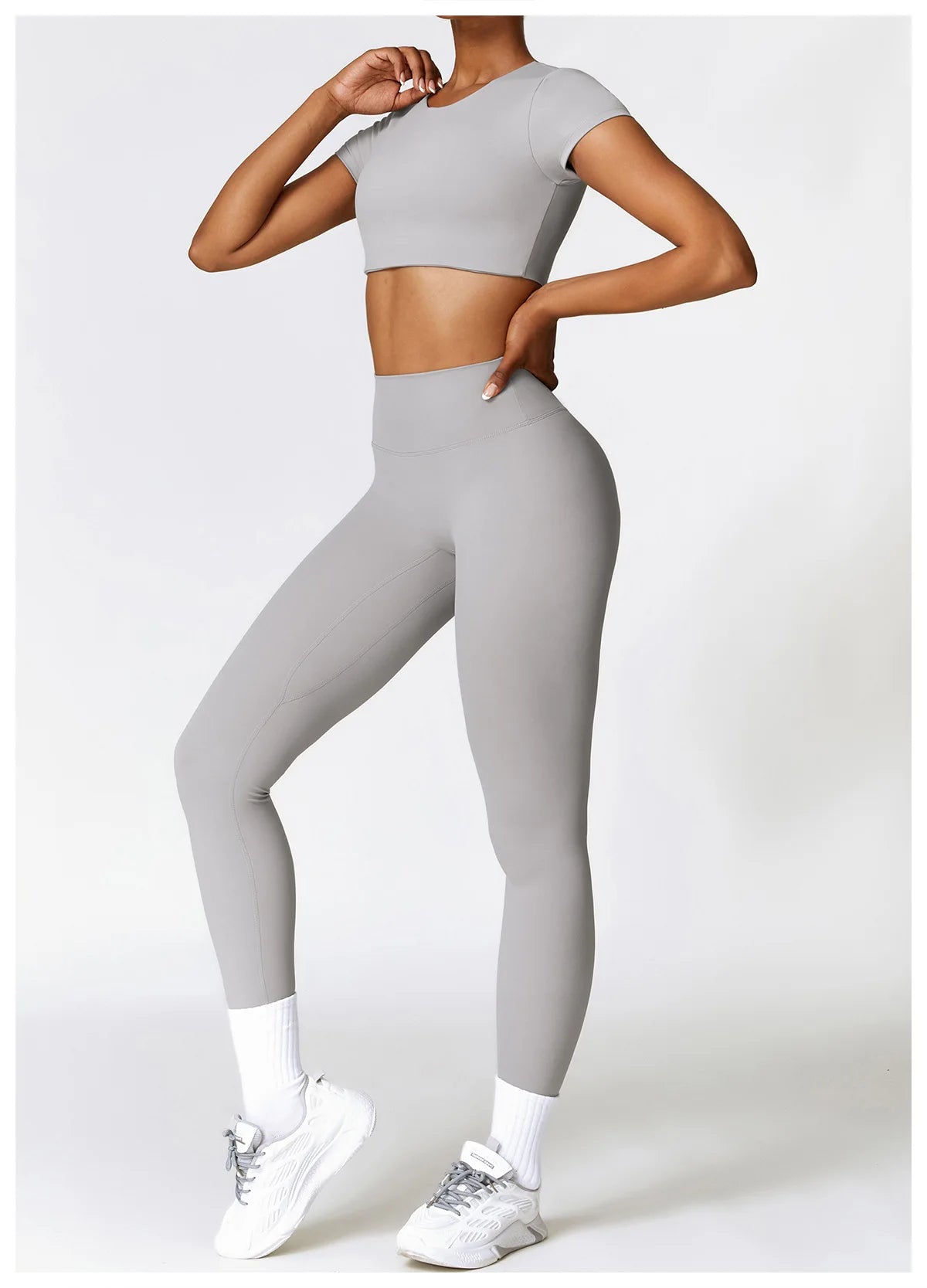 2-Piece Seamless Yoga Set for Women – Sports Bra & Leggings, Quick Dry, Breathable, Gym & Yoga Activewear