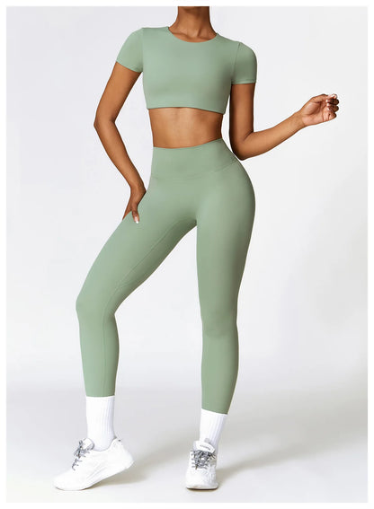 2-Piece Seamless Yoga Set for Women – Sports Bra & Leggings, Quick Dry, Breathable, Gym & Yoga Activewear