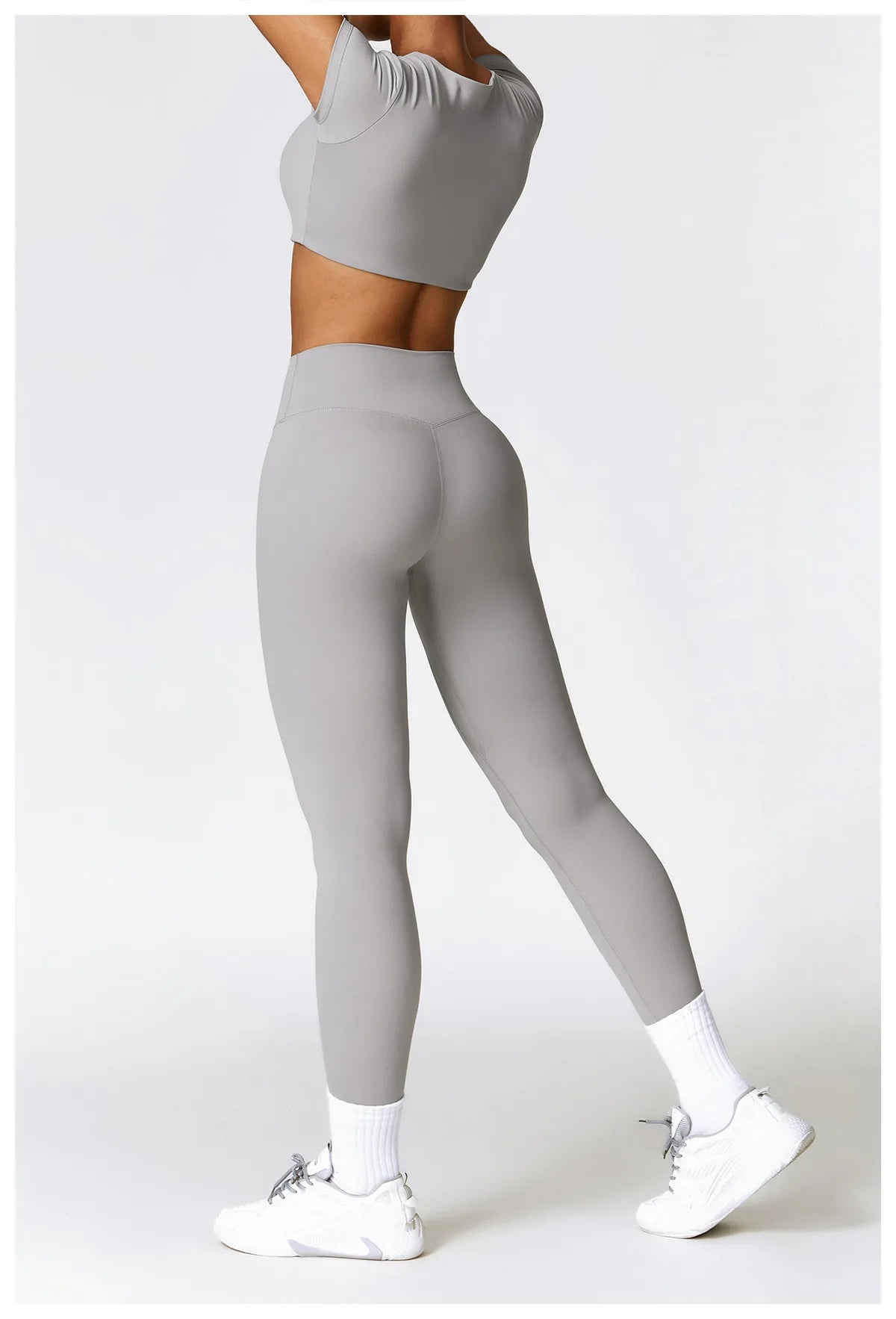 2-Piece Seamless Yoga Set for Women – Sports Bra & Leggings, Quick Dry, Breathable, Gym & Yoga Activewear
